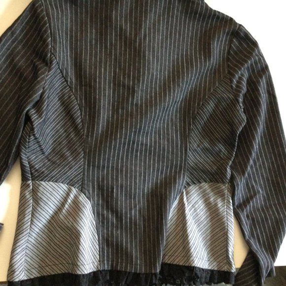 Cloarice Paris 2 pcs jacket and skirt suit 2P made in France black white strips - Picture 10 of 13